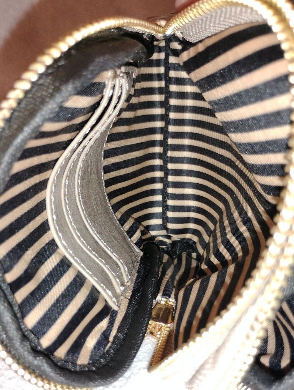 Used Unbranded Bag - Picture 6 of 7